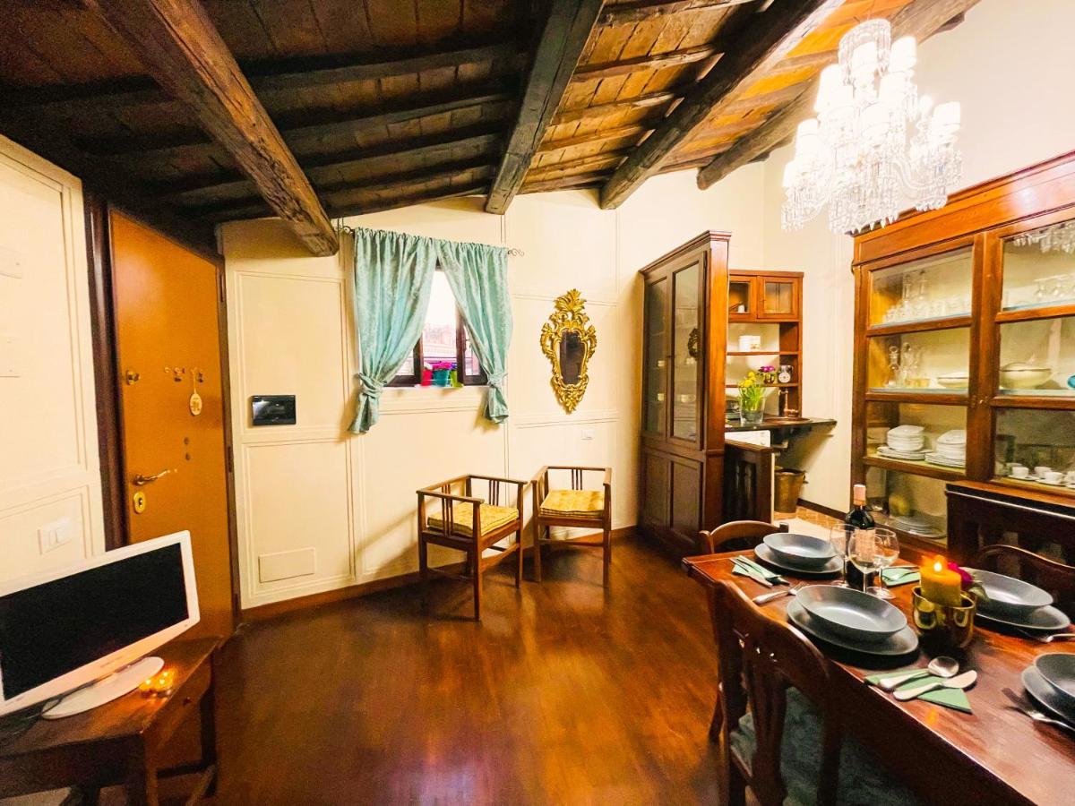 Piazza Venezia Lulus Home โรม ภายนอก รูปภาพ